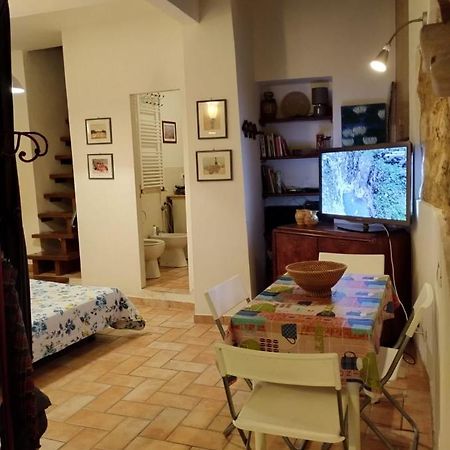 Semproniano'S Home מראה חיצוני תמונה
