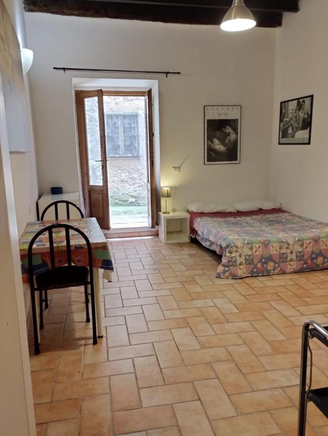 Semproniano'S Home מראה חיצוני תמונה